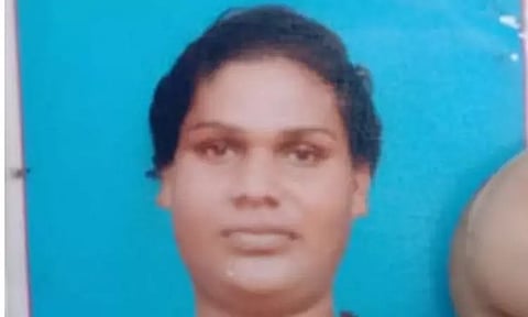 தனித்தனி விபத்தில் திருநங்கை உள்பட 2 பேர் பலி