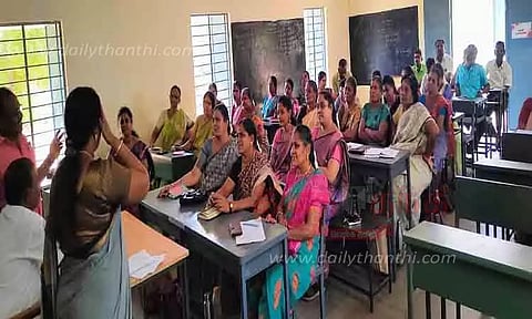 ஆசிரியர்களுக்கு யோகா பயிற்சி