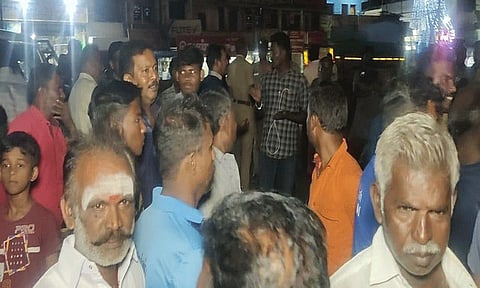 ஆலங்குளத்தில் பொதுமக்கள் சாலை மறியலுக்கு முயற்சி