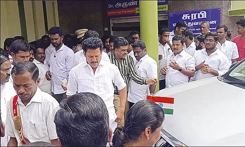 அமைச்சர் அன்பில் மகேஷ் உடல் நிலை சீராக உள்ளது: பெங்களூரு மருத்துவமனை விளக்கம்