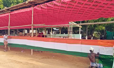 புதுக்கோட்டை ஆயுதப்படை மைதானத்தில் முன்னேற்பாடுகள் தீவிரம்