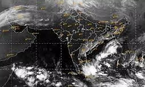 வடமேற்கு வங்கக்கடலில் உருவானது குறைந்த காற்றழுத்த தாழ்வு பகுதி!