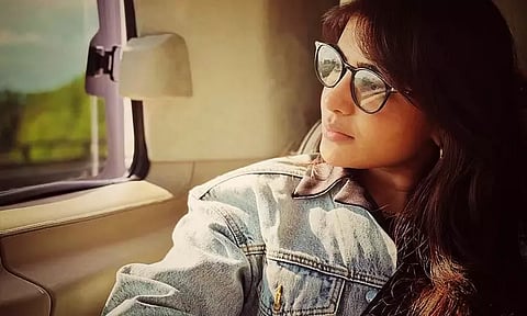 மருத்துவ சிகிச்சைக்காக நடிகை சமந்தா அமெரிக்காவுக்கு பயணம்