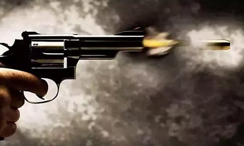 பீகார்; அடையாளம் தெரியாத நபர்களால் என்ஜினீயர் துப்பாக்கியால் சுட்டுக்கொலை