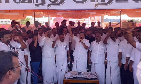 நீட் தேர்விற்கு தடை விதிக்கும் வரை போராட்டம் தொடரும்