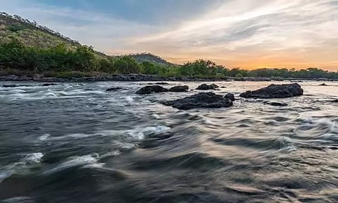 காவிரியில் இருந்து தமிழகத்திற்கு தண்ணீர் திறக்க எதிர்ப்பு தெரிவித்து கர்நாடக பாஜக போராட்டம்