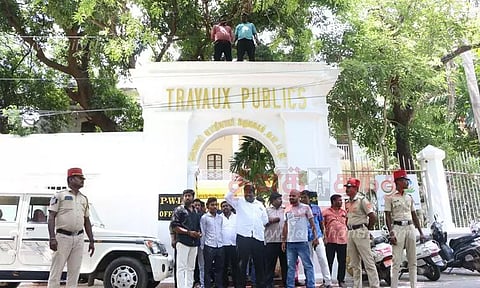 பொதுப்பணித்துறை தலைமை அலுவலகம் முற்றுகை