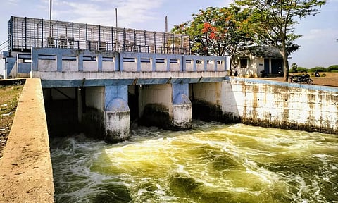 வீராணம் ஏரியில் இருந்து வினாடிக்கு 370 கன அடி நீர் வெளியேற்றம்