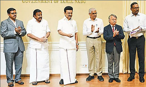 பேரூரில் கடல்நீரை குடிநீராக மாற்ற ரூ.4,276 கோடியில் சுத்திகரிப்பு நிலையம்: முதல்-அமைச்சர் அடிக்கல் நாட்டினார்
