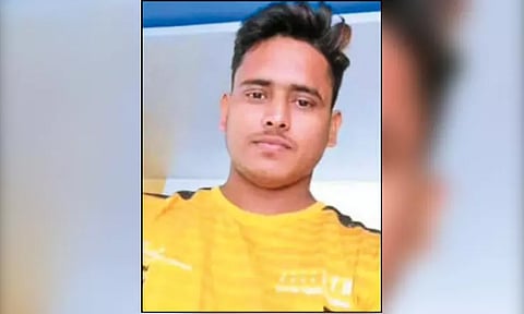 20 அடி உயரத்தில் இருந்து தவறி விழுந்த வாலிபர் பலி