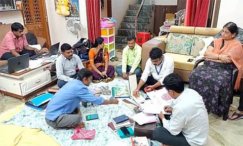 அரசு அதிகாரி வீட்டில் லோக் அயுக்தா அதிரடி சோதனை