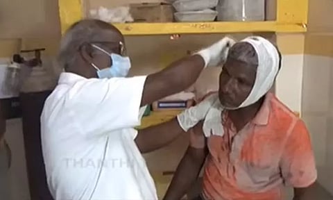 தமிழக மீனவர்கள் மீது மீண்டும் தாக்குதல்: இலங்கை கடற்கொள்ளையர்கள் அட்டூழியம்