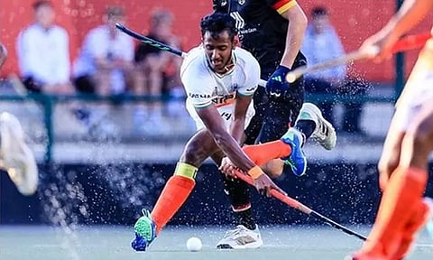 image courtesy; twitter/@TheHockeyIndia
