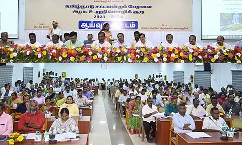 வளர்ச்சி திட்ட பணிகள் குறித்த ஆய்வுக்கூட்டம்