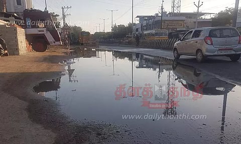 தூத்துக்குடி அருகே குழாய் உடைப்பால் வீணாகும் குடிநீர்