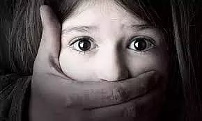 பள்ளி வேனில் 10-ம் வகுப்பு மாணவி மானபங்கம்; டிரைவர் கைது