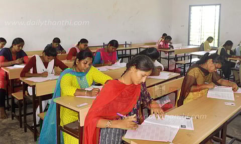 போலீஸ் சப்-இன்ஸ்பெக்டர் பணிக்கான எழுத்து தேர்வை 2,584 பேர் எழுதினர்