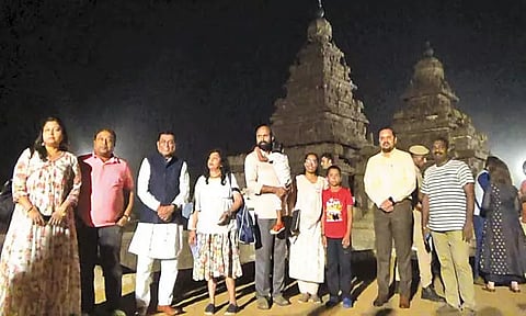 பழங்குடியினர் நலக்குழுவை சேர்ந்த எம்.பி.க்கள் மாமல்லபுரம் வருகை