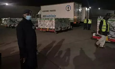 கென்யாவில் நாள் முழுவதும் மின்தடை: சர்வதேச விமான நிலையங்களும் மூடப்பட்டன