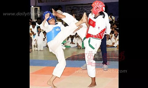 தேக்வாண்டோ சாம்பியன்ஷிப் போட்டி