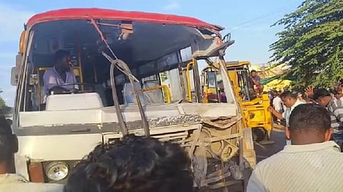 ராமநகர், பீதரில் நடந்த விபத்தில் பெண்கள் உள்பட10 பேர் பரிதாப சாவு