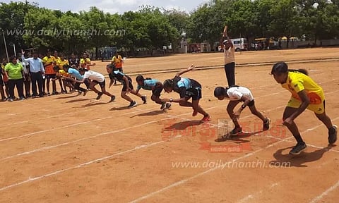 வீராங்கனைகளுக்கு விளையாட்டு போட்டிகள்