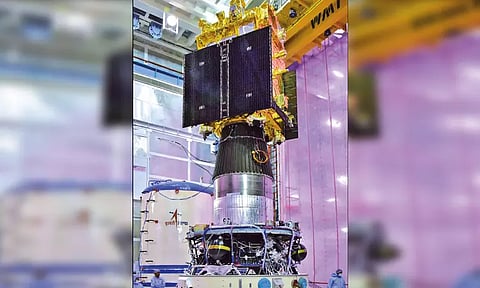 சூரியனை ஆய்வுசெய்ய செல்கிறது; விண்ணில் ஏவ தயார் நிலையில் 'ஆதித்யா எல்-1' விண்கலம் - கவுண்ட்டவுன் நாளை தொடக்கம்