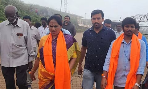 தத்தா குகை கோவிலை பாதுகாப்பதே பா.ஜனதாவின் குறிக்கோள்மத்திய மந்திரி ஷோபா பேட்டி