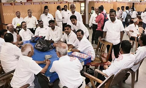 வக்கீல்கள் கோர்ட்டு புறக்கணிப்பு