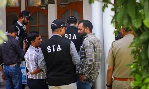 30 ஆண்டுகள் தலைமறைவாக இருந்த 2 பயங்கரவாதிகள் ஜம்மு காஷ்மீரில் கைது