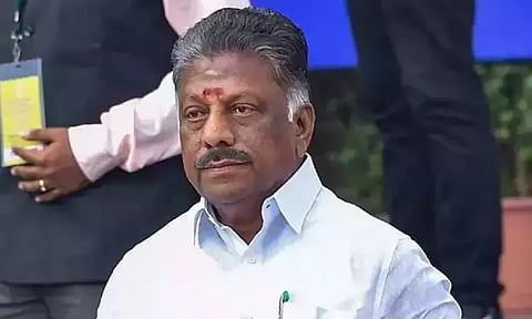 அதிமுக கொடியை பயன்படுத்த எந்த நீதிமன்றமும் தடை விதிக்கவில்லை- ஓ பன்னீர் செல்வம்