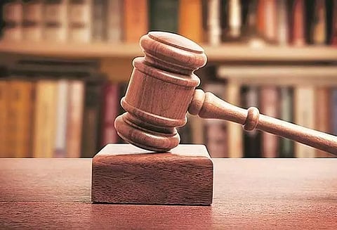 என்.எல்.சி. அதிகாரி மீது கோர்ட்டு அவமதிப்பு வழக்கு: ஐகோர்ட்டு தலைமை நீதிபதிக்கு பரிந்துரை