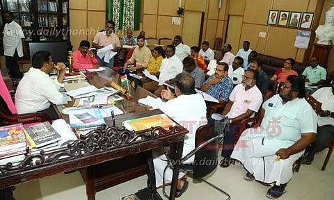 வாக்குச்சாவடி மறுசீரமைப்பு பணி தொடர்பாக ஆலோசனைக்கூட்டம்