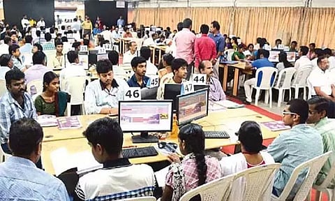 பொறியியல் படிப்புக்கான துணை கலந்தாய்வு இன்று தொடங்குகிறது..!