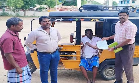 செல்போனில் கோரிக்கை விடுத்த மாற்றுத்திறனாளிக்கு உடனடி இலவச வீட்டுமனை பட்டா: தூத்துக்குடி கலெக்டர் நடவடிக்கை