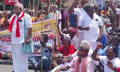 மத்திய அரசை கண்டித்து 4 இடங்களில் சாலை மறியல் போராட்டம்