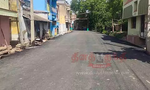 பாளையம்பட்டி ரத வீதியில் புதிய தார் சாலை