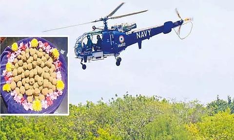 தமிழக-புதுச்சேரி கடலோரங்களில் மரம் வளர்ப்பை அதிகரிக்க ஹெலிகாப்டர்கள் மூலம் விதைப்பந்துகள் தூவும் பணி