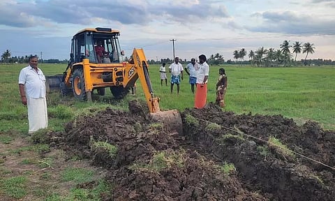 தியாகதுருகம் அருகேவாய்க்கால் ஆக்கிரமிப்பு அகற்றம்