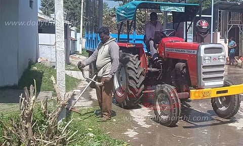 கோலார் கில்பர்ட்ஸ் பகுதியில் முட்புதர்கள் அகற்றம்