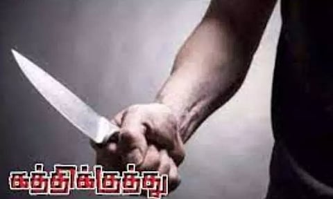 ஜன்னல் கம்பியை அறுத்து வீட்டுக்குள் புகுந்து திருட முயற்சி; கொள்ளையனை பிடிக்க முயன்ற கணவன்-மனைவிக்கு கத்திக்குத்து