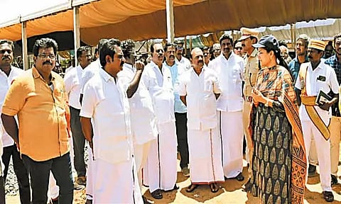 மகளிர் உரிமைத்தொகை திட்ட தொடக்க விழா; காஞ்சீபுரத்தில் அமைச்சர் தா.மோ.அன்பரசன் ஆய்வு