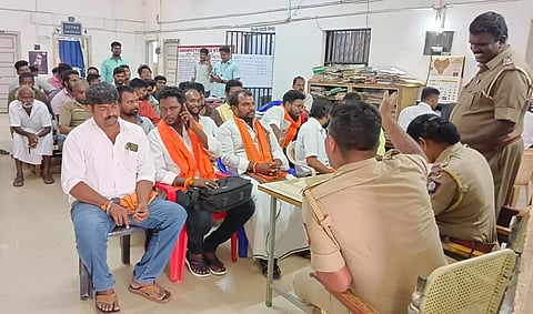 அனுமதிக்கப்பட்ட இடங்களில் மட்டுமே விநாயகர் சிலைகளை வைத்து வழிபட வேண்டும்; போலீசார் அறிவுறுத்தல்