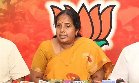 சனாதனம் குறித்து மாணவர்களிடையே திமுக நஞ்சை ஊட்டுகிறது - பாஜக எம்.எல்.ஏ வானதி சீனிவாசன்