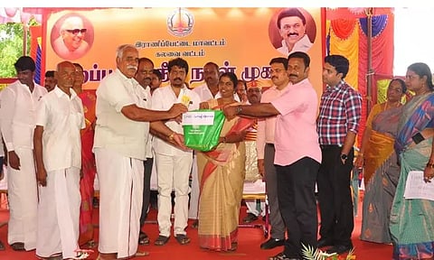 1,152 பயனாளிகளுக்கு ரூ.62¾ லட்சம்நலத்திட்ட உதவிகள்