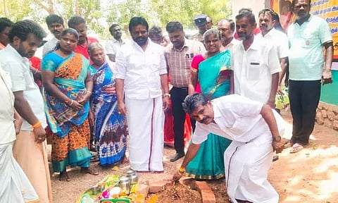 ஆரைக்குளம் பஞ்சாயத்தில் ரூ.54 லட்சத்தில் வளர்ச்சி திட்ட பணிகள்: எம்.சி.சண்முகையா எம்.எல்.ஏ தொடங்கி வைத்தார்