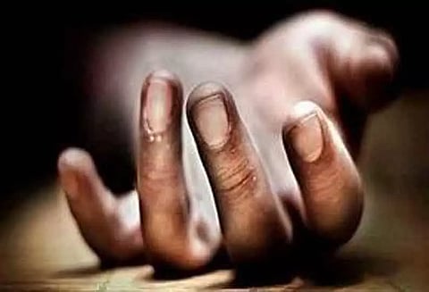 காயங்களுடன் தொழிலாளிபிணம்