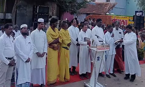 விவசாயிகள் சார்பில் மழை பெய்ய வேண்டி பிரார்த்தனை