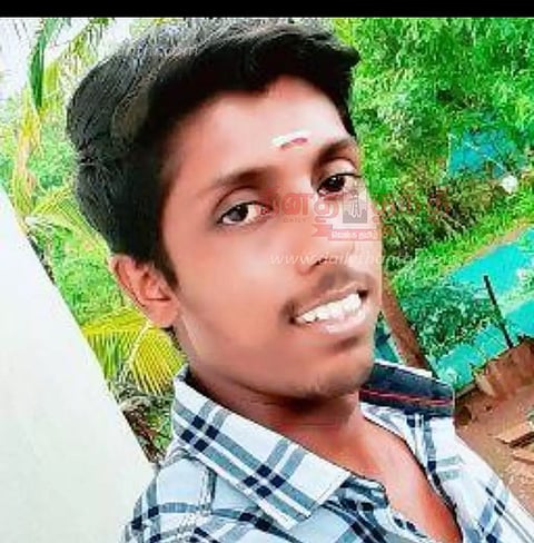 ஆற்றில் மூழ்கி வாலிபர் மாயம்