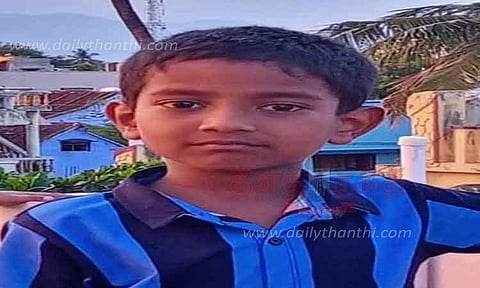 பாம்பு கடித்து சிறுவன் சாவு